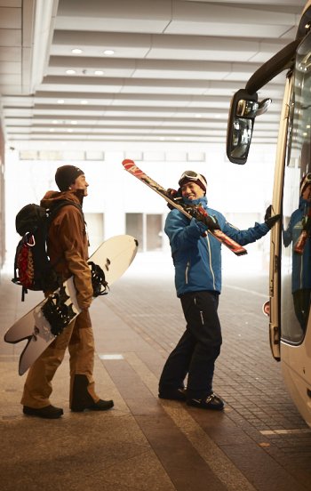 スキー場行き無料送迎バス